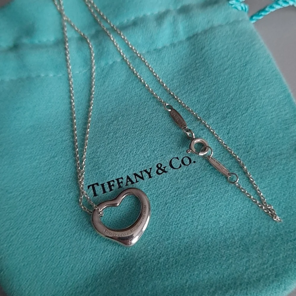 Authentic Tiffany & Co. Elsa Peretti heart necklace - Picture 1 of 13